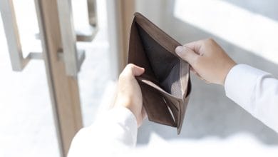 7 Personal Finance Mistakes That Keep You Broke